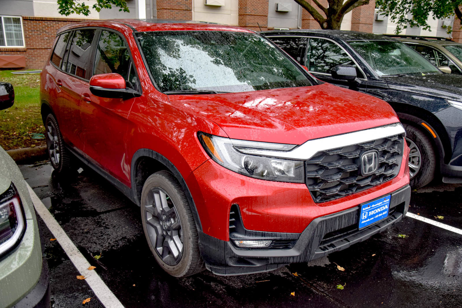 Certified 2023 Honda Passport EX-L image 4