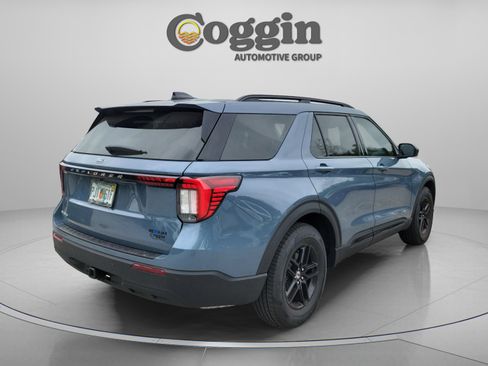 New 2026 Ford Explorer Active image 3