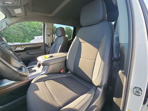 Used 2024 Chevrolet Silverado 1500 RST w/ Convenience Package II AWD/4WD image 18