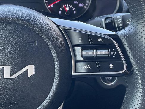 Used 2023 Kia Forte GT-Line w/ GT-Line Premium Package image 28