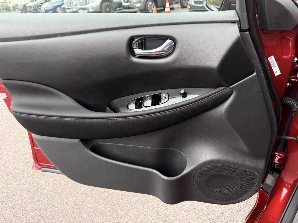 Used 2023 Nissan Leaf SV Plus FWD image 18