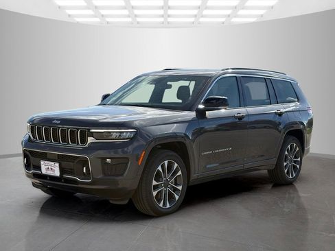 New 2025 Jeep Grand Cherokee L Overland w/ Luxury Tech Group IV AWD/4WD image 7