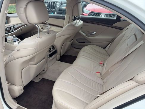 Used 2017 Mercedes-Benz S 550 Sedan image 10