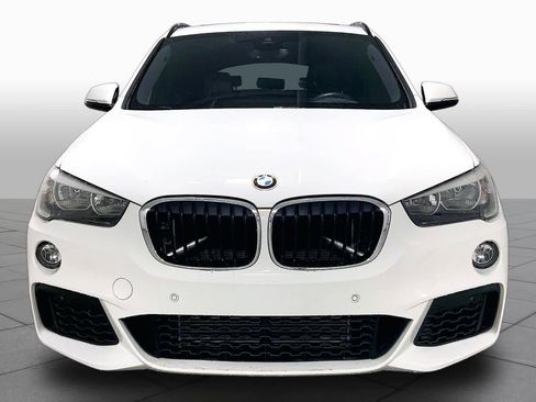 Used 2019 BMW X1 xDrive28i w/ M Sport Package AWD/4WD image 3