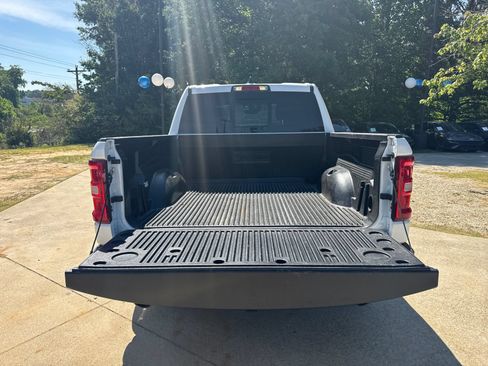 Used 2026 RAM 1500 Laramie AWD/4WD image 18