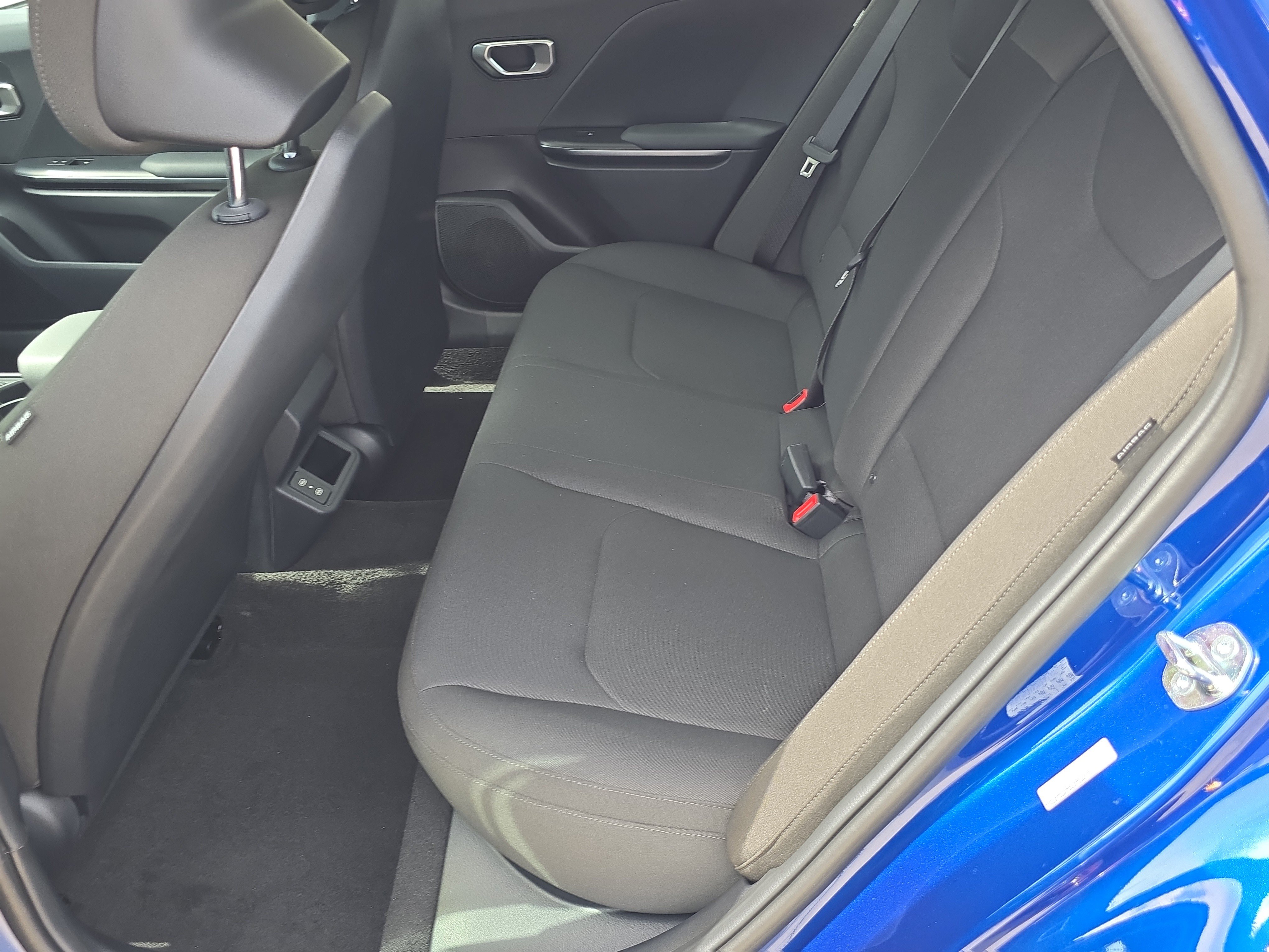 New 2026 Kia K4 FWD image 16