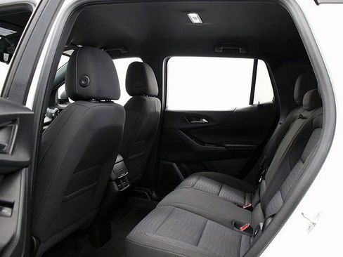 Certified 2025 Chevrolet Equinox LT w/ Safety and Technology Package image 12