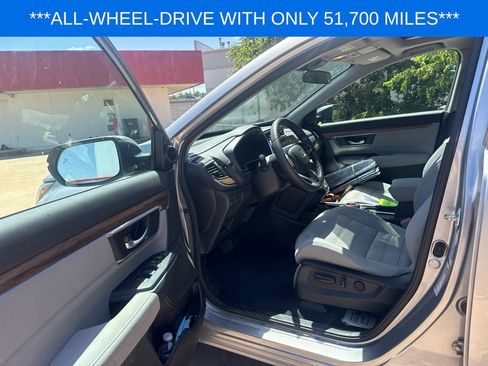 Used 2017 Honda CR-V EX image 9