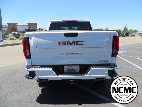 Used 2025 GMC Sierra 1500 AT4 AWD/4WD image 4
