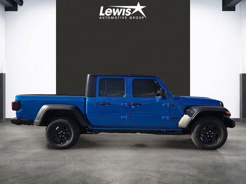 New 2026 Jeep Gladiator Sport image 5