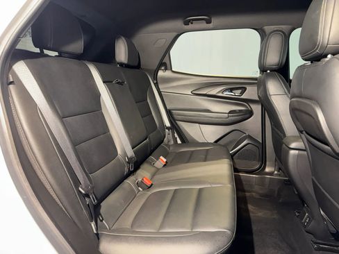 Used 2021 Chevrolet TrailBlazer ACTIV w/ Technology Package FWD image 29