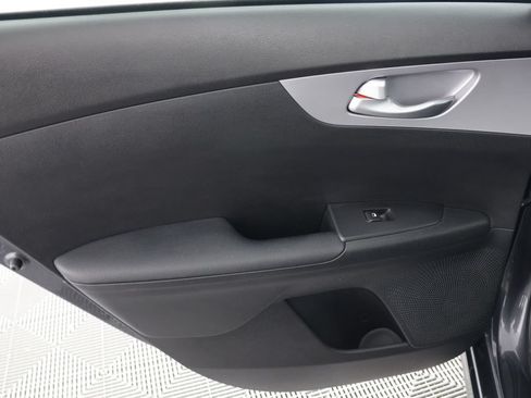 Used 2023 Kia Forte LXS FWD image 23