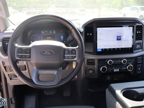 Certified 2025 Ford F150 XLT w/ Equipment Group 301A Standard RWD image 19