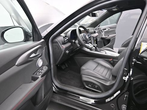 Used 2024 Dodge Hornet GT Plus w/ GT Blacktop Package AWD/4WD image 9