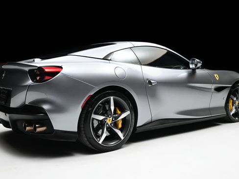 Used 2022 Ferrari Portofino M RWD image 4
