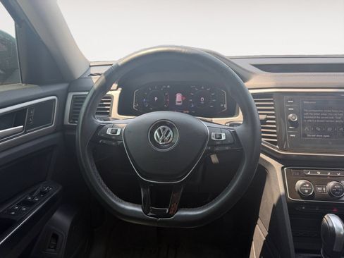 Used 2020 Volkswagen Atlas SEL FWD image 12