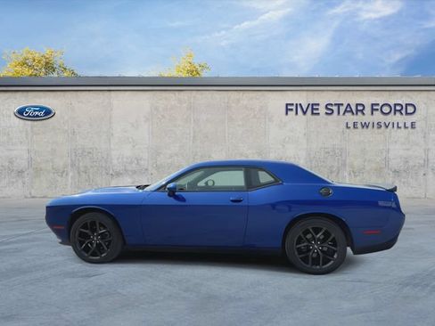 Used 2022 Dodge Challenger SXT w/ Blacktop Package RWD image 5