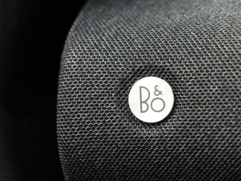 Used 2025 Ford Explorer ST image 27