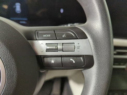 Used 2025 Hyundai Tucson SEL FWD image 28