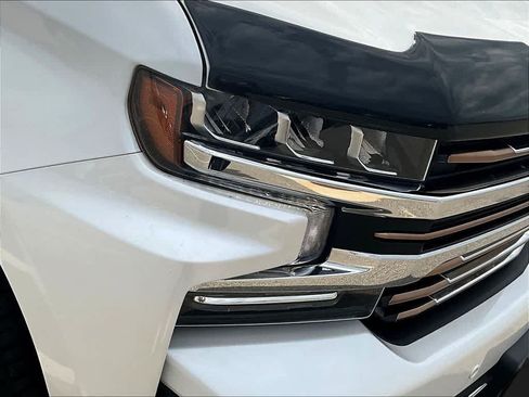Used 2021 Chevrolet Silverado 1500 High Country AWD/4WD image 31