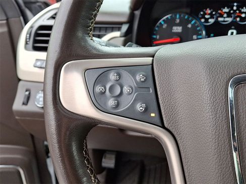 Certified 2020 GMC Yukon Denali w/ Open Road Package image 17