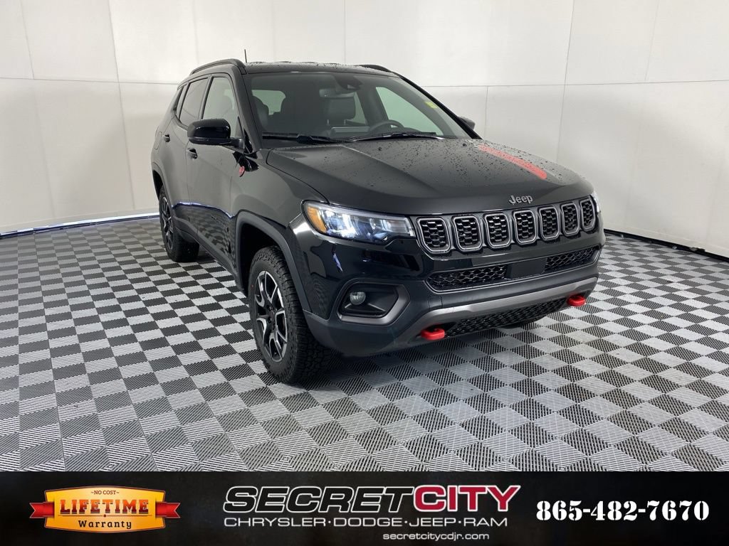 New 2026 Jeep Compass Trailhawk AWD/4WD image 1