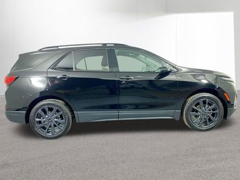 Used 2023 Chevrolet Equinox RS AWD/4WD image 36
