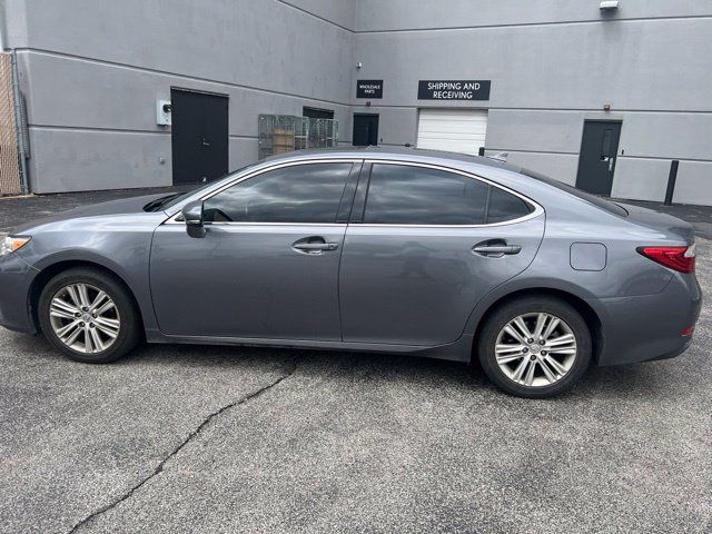 Used 2014 Lexus ES 350 w/ Premium Package FWD image 6