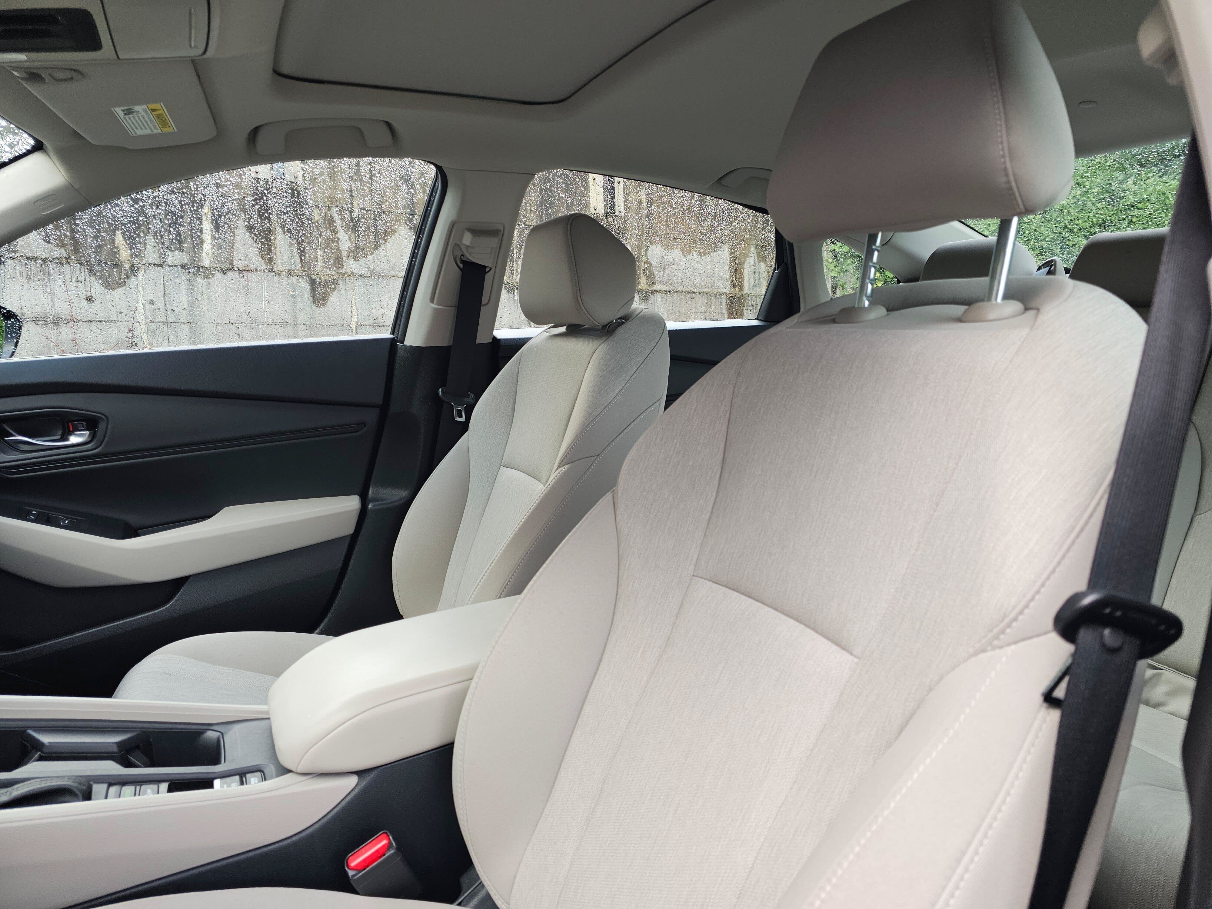 Used 2023 Honda Accord EX image 23
