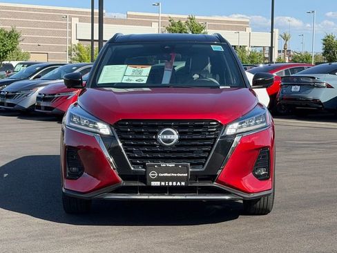 Certified 2023 Nissan Kicks SR w/ SR Premium Package FWD image 10