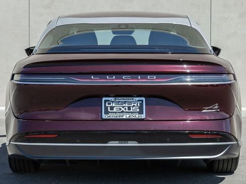 Used 2024 Lucid Air Touring image 4