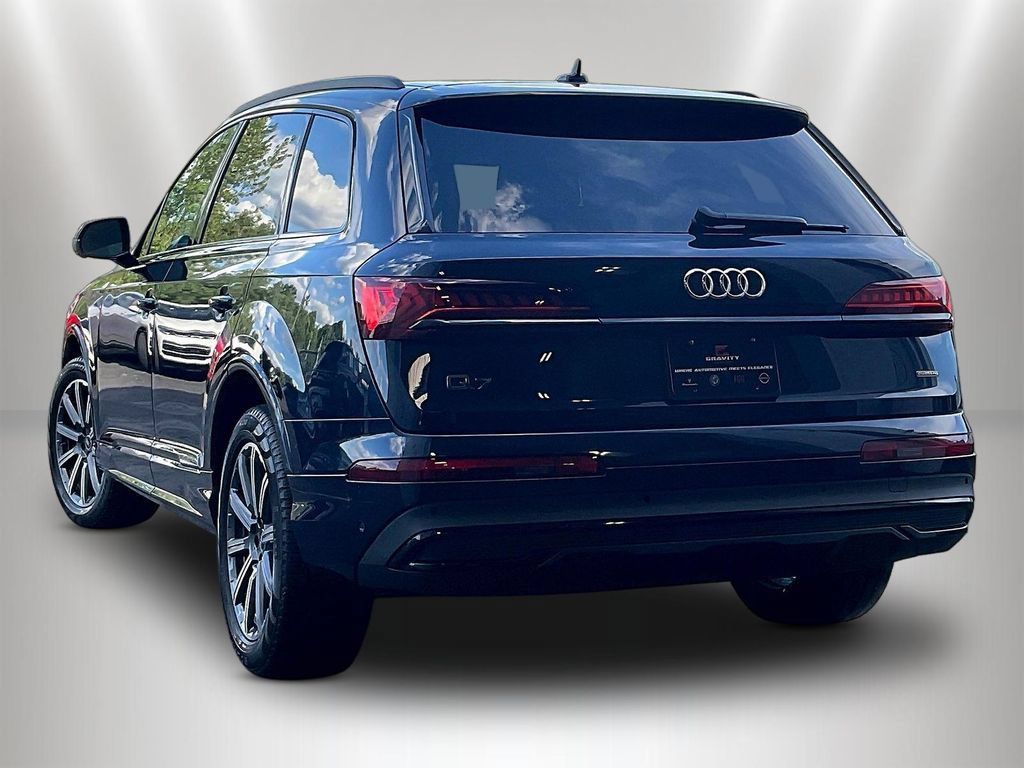 Used 2023 Audi Q7 2.0T Premium Plus w/ Premium Plus Package AWD/4WD image 4