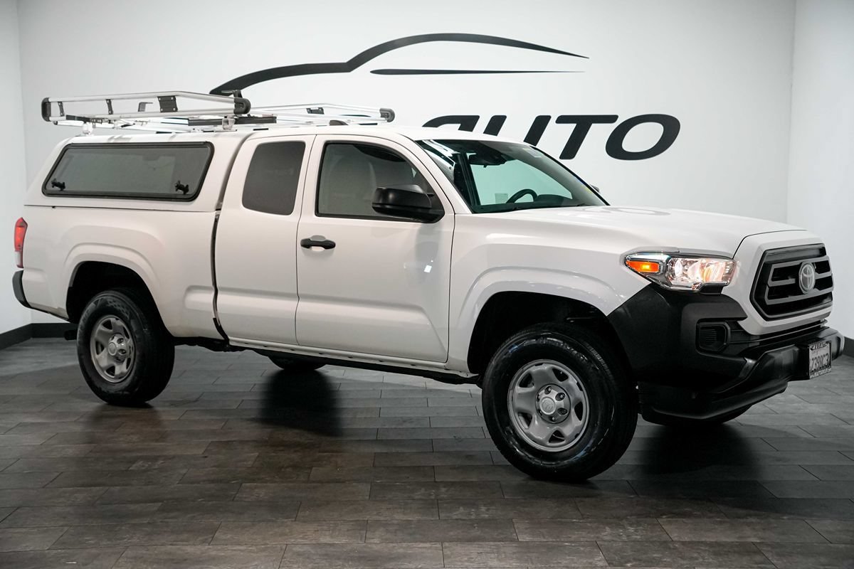 Used 2022 Toyota Tacoma SR RWD image 7