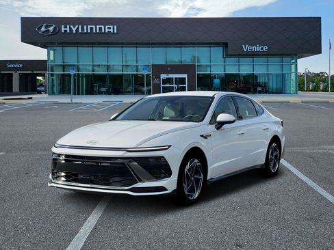 New 2026 Hyundai Sonata SEL FWD image 1