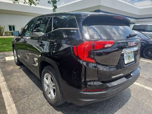 Used 2019 GMC Terrain SLE FWD image 4