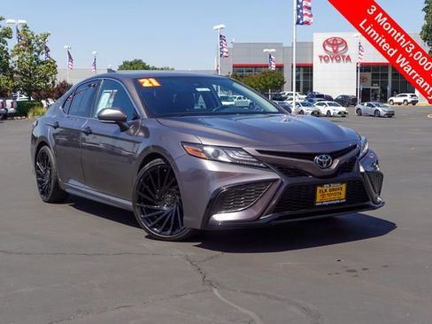 Used 2021 Toyota Camry XSE FWD image 2