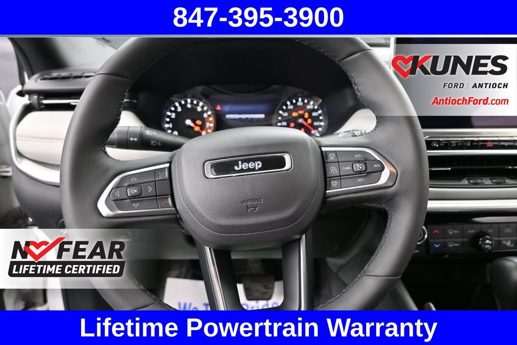 Used 2025 Jeep Compass Limited AWD/4WD image 31