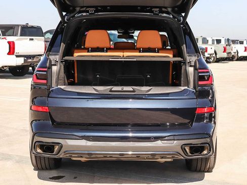 Used 2023 BMW X7 xDrive40i w/ Executive Package AWD/4WD image 34