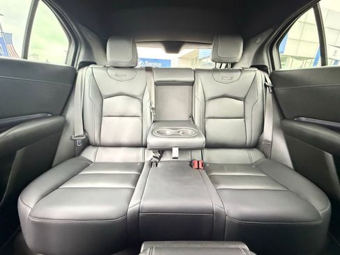 Used 2023 Cadillac XT4 Luxury w/ Cold Weather Package image 29