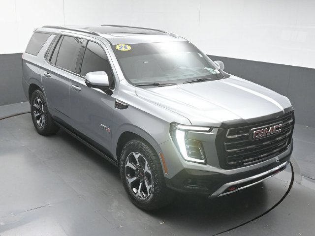 Used 2025 GMC Yukon AT4 Ultimate w/ LPO, Floor Liner Package AWD/4WD image 44
