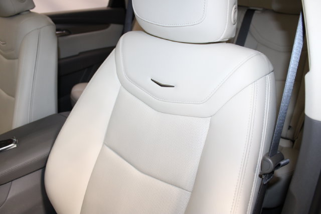 Certified 2024 Cadillac XT5 Premium Luxury w/ Technology Package AWD/4WD image 10