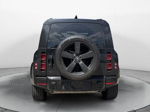 Used 2025 Land Rover Defender 110 X-Dynamic SE AWD/4WD image 6