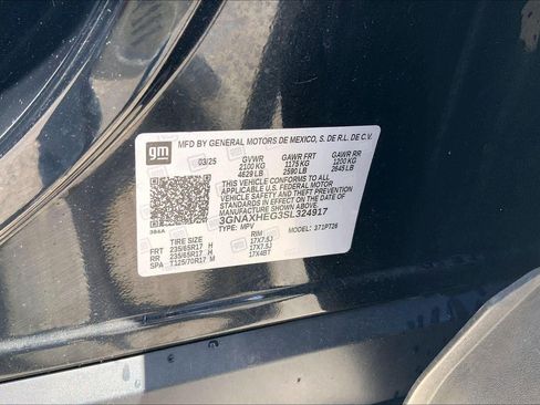Used 2025 Chevrolet Equinox LT FWD image 29