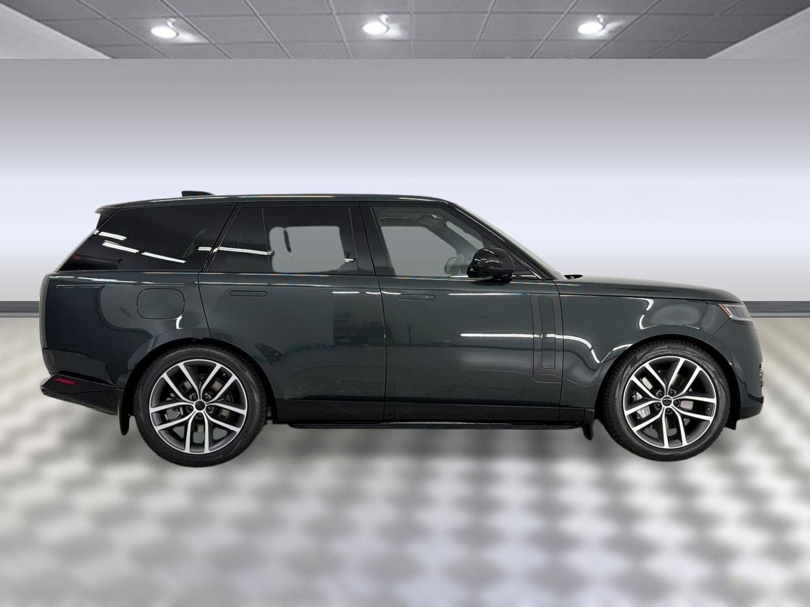 New 2026 Land Rover Range Rover SE AWD/4WD image 8