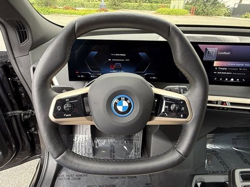 Used 2025 BMW iX xDrive50 w/ Convenience Package image 23
