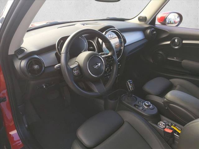 Used 2024 MINI Cooper SE FWD image 8