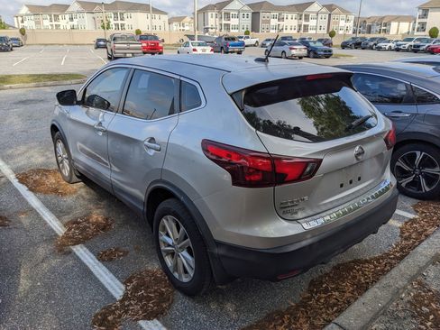 Used 2018 Nissan Rogue Sport S w/ S Appearance Package image 10