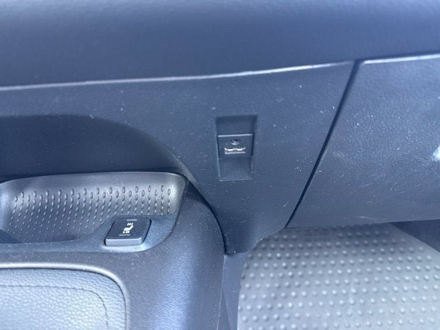 Used 2020 Toyota Corolla XLE FWD image 31