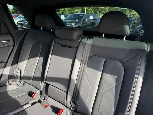 Used 2020 Audi Q3 2.0T Premium AWD/4WD image 27