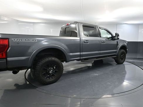 Used 2022 Ford F250 Lariat w/ Tremor Off-Road Package image 6